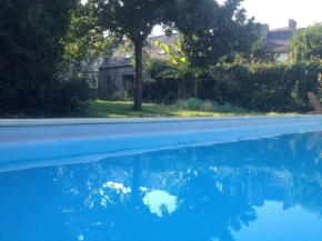 Maison de charme avec piscine (11x5) bord de mer